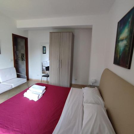 Parco D'Arte Altart Bed & Breakfast Ренде Екстериор снимка